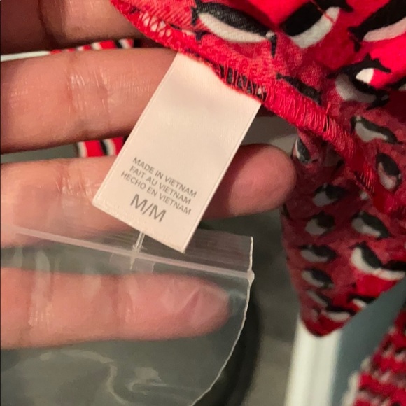 Victoria’s Secret red penguin pajama shirt NEW - Picture 9 of 9